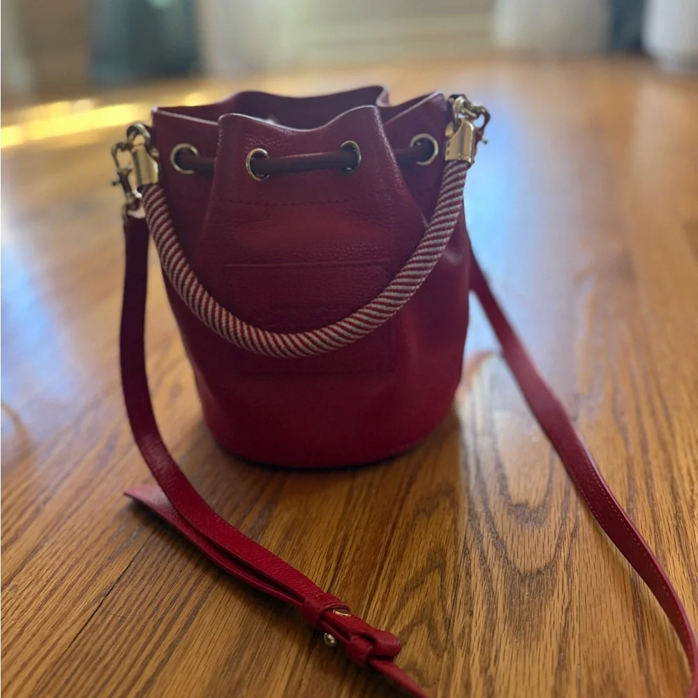 Marc Jacobs Red Mini Bucket Bag - Picture 4 of 7
